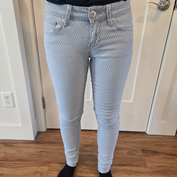 Light Blue Patterned Jeans - Picture 5 of 14